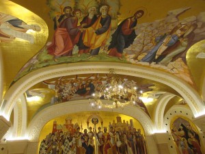 地下は見学することができました。