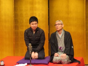 小噺を始める前の扇生さんと顔さん