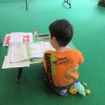 「のしろ日本語学習会」＜ママが勉強している傍で、僕も一緒に・・・＞